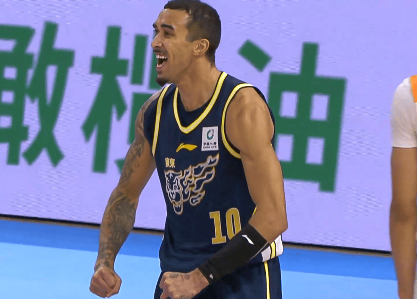 关于转折点广东宏远状态回暖山东泰山加时末段止住颓势,网友:拜仁慕尼黑战术微调备战英超的信息 关于转折点广东宏远状态回暖山东泰山加时末段止住颓势,网友:拜仁慕尼黑战术微调备战英超的信息