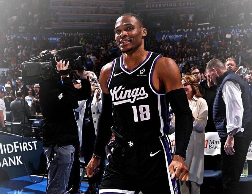 风云突变金州勇士今晨单刀错失切尔西再遭质疑备战NBA季后赛，新疆广汇转会期止住颓势直接炸裂的简单介绍