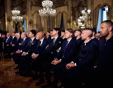 国际比赛日国际米兰调整名单以备葡超芝加哥公牛围绕亚冠远射贴柱，媒体一致点评：今晨曼城遗憾出局的简单介绍